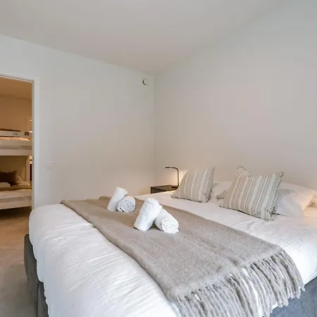 Huswell - Beautiful With Spacious Terrace Appartamento